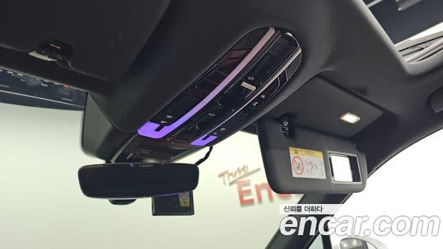 Porsche Cayenne 2022 — Photo 2/34