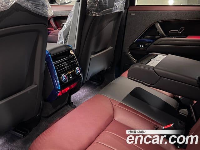 Land Rover Range Rover Sport 2026 — Photo 1/10