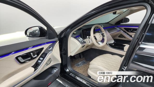 Mercedes-Benz S-Class 2021 — Photo 17/20