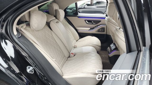 Mercedes-Benz S-Class 2021 — Photo 1/20