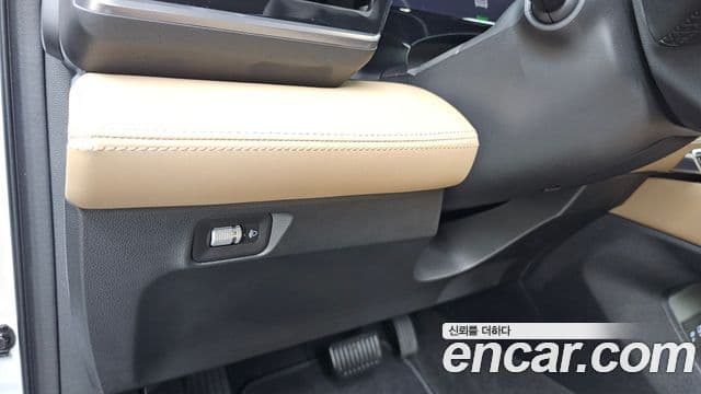 Renault Samsung Grand Koleos 2024 — Photo 14/35