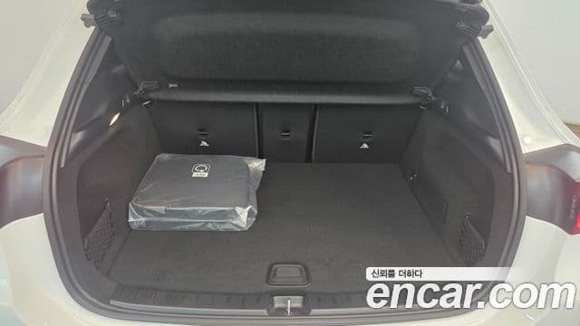 Mercedes-Benz EQA 2025 — ფოტო 13/20