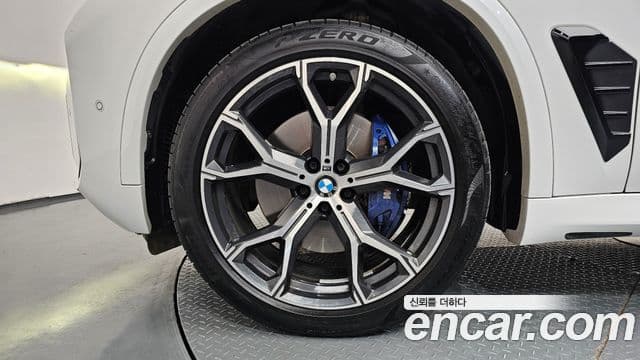 BMW X5 2024 — Photo 29/36