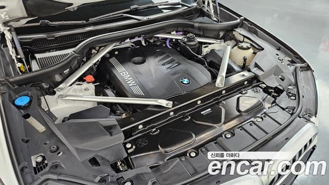 BMW X5 2024 — Photo 34/36