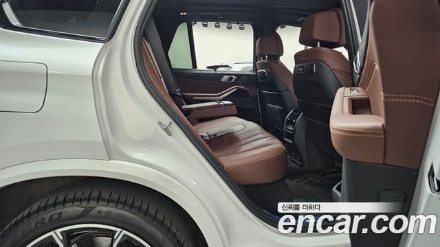 BMW X5 2024 — Photo 10/36