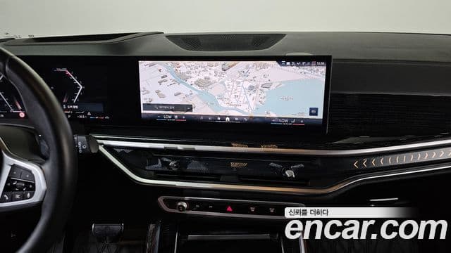 BMW X5 2024 — Photo 7/36