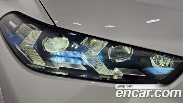 BMW X5 2024 — Photo 17/36