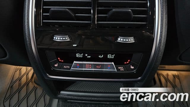 BMW X5 2024 — Photo 15/36