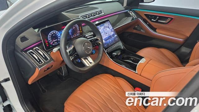 Mercedes-Benz S-Class 2025 — Photo 5/20