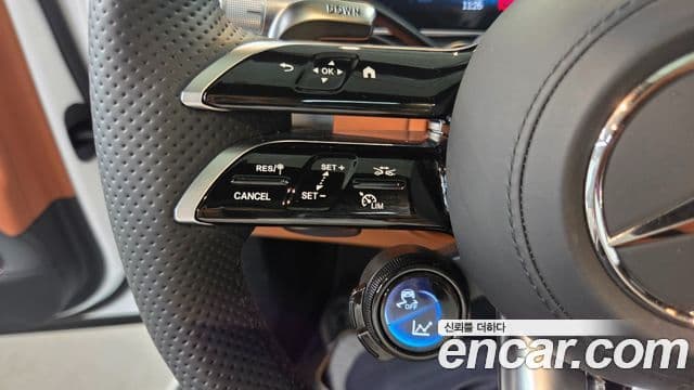 Mercedes-Benz S-Class 2025 — Photo 3/20