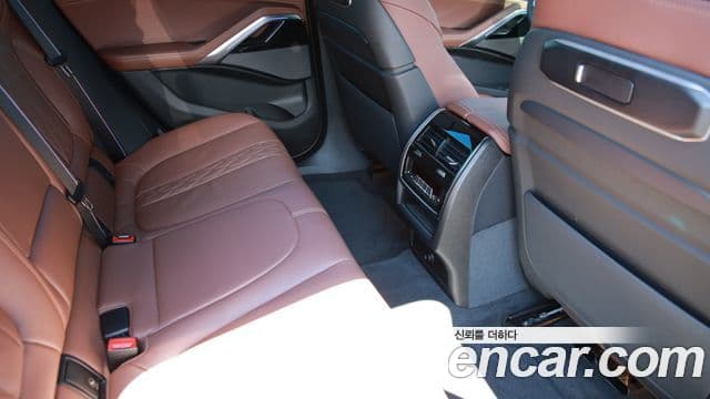 BMW X6 2026 — Photo 8/14