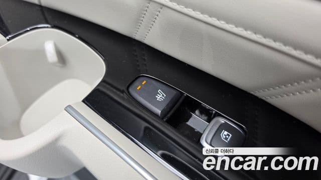 Kia Sorento 2025 — Şəkil 33/35