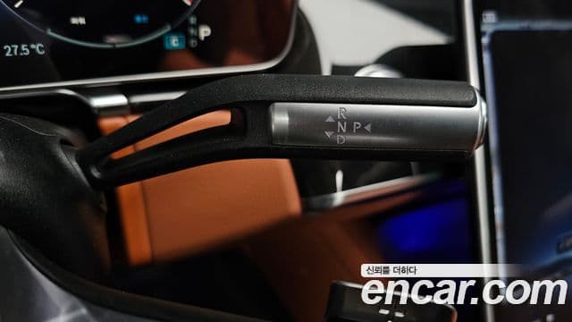 Mercedes-Benz S-Class 2023 — Photo 31/42