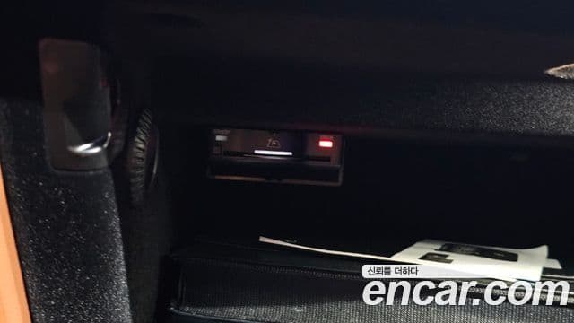 Mercedes-Benz S-Class 2023 — Photo 12/42