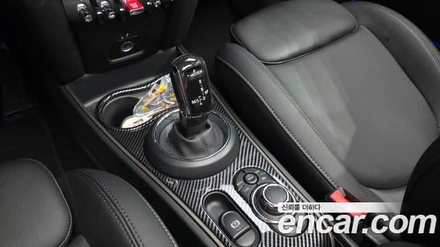Mini Cooper Countryman 2024 — ფოტო 26/33