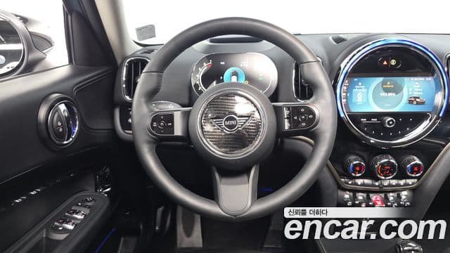 Mini Cooper Countryman 2024 — ფოტო 32/33