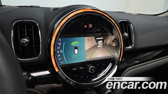 Mini Cooper Countryman 2024 — ფოტო 23/33