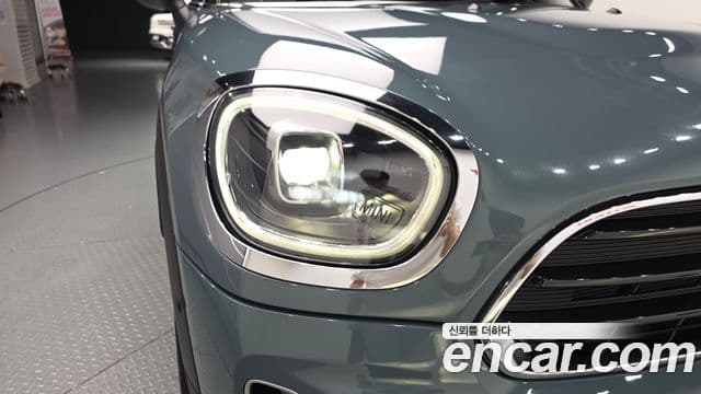 Mini Cooper Countryman 2024 — ფოტო 25/33