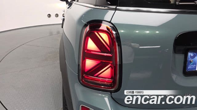 Mini Cooper Countryman 2024 — ფოტო 22/33