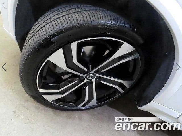 Volvo XC90 2020 — Photo 19/20