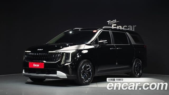 Kia Carnival 2024 — Фото 1/20