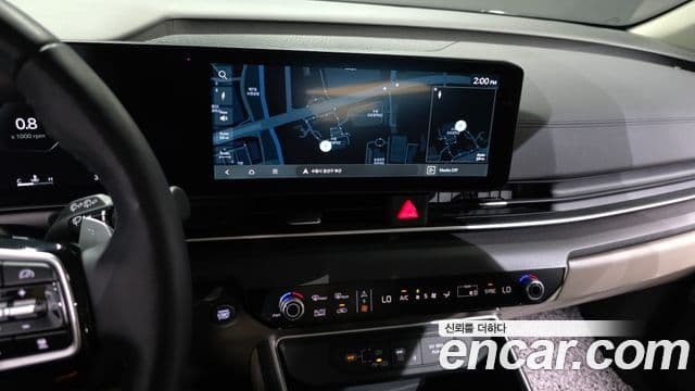 Kia Carnival 2024 — Фото 14/20