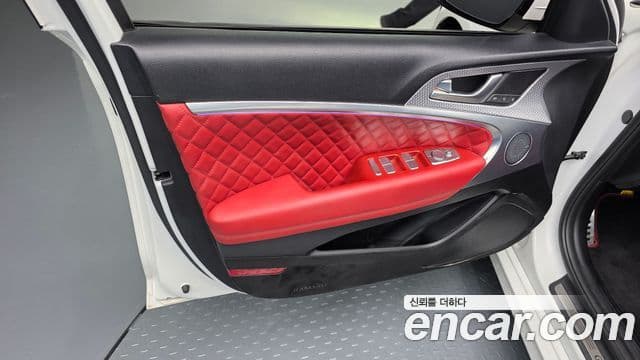Genesis G70 2022 — Photo 33/33