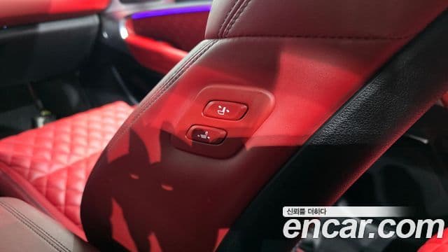 Genesis G70 2022 — Photo 8/33