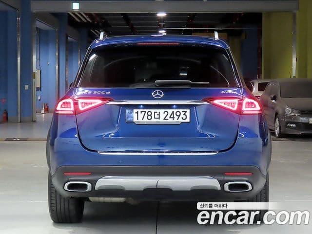 Mercedes-Benz GLE-Class 2021 — Фото 3/20
