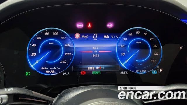 Mercedes-Benz EQS SUV 2025 — ფოტო 2/20