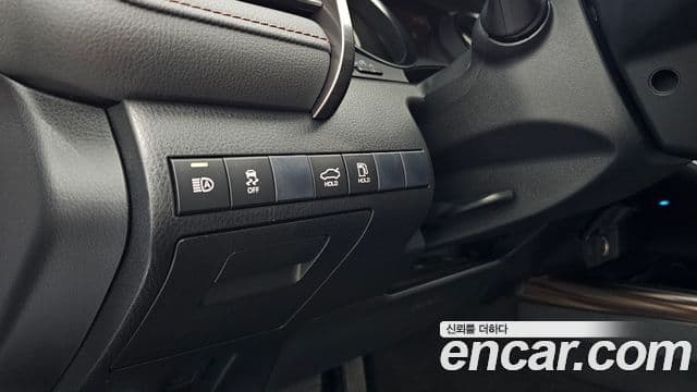 Toyota Camry 2019 — Şəkil 31/31