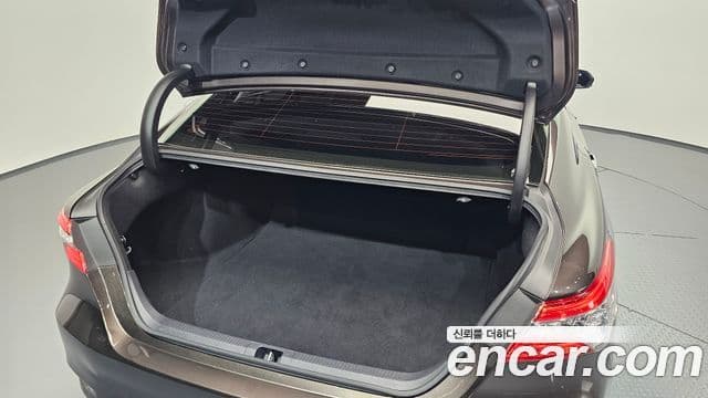 Toyota Camry 2019 — Şəkil 4/31
