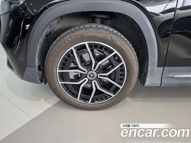 Mercedes-Benz EQB 2023 — ფოტო 3/19