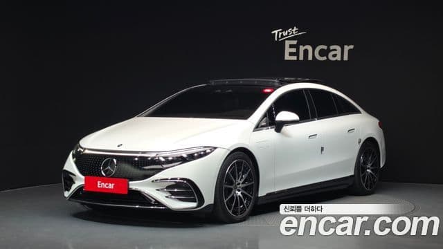 Mercedes-Benz EQS 2023 — Photo 2/31