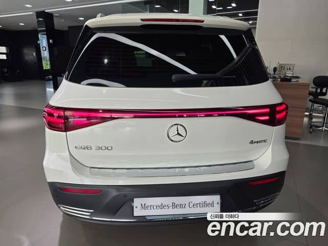 Mercedes-Benz EQB, 2025