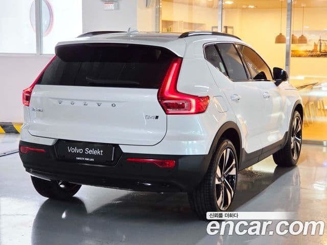Volvo XC40 2026 — Photo 6/20