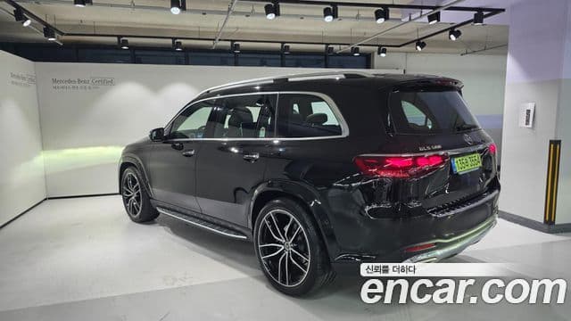Mercedes-Benz GLS-Class 2026 — Photo 13/20