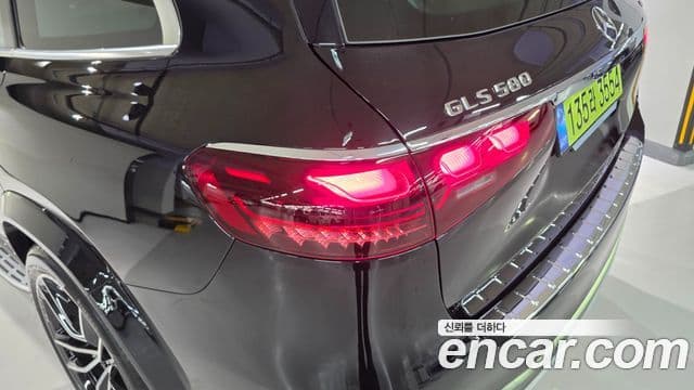 Mercedes-Benz GLS-Class 2026 — Photo 4/20
