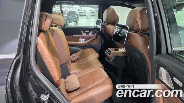 Mercedes-Benz GLS-Class 2026 — Photo 6/20