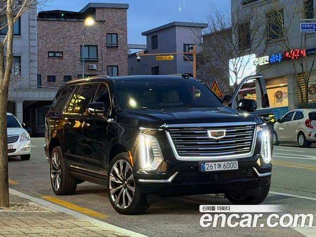 Cadillac Escalade, 2026