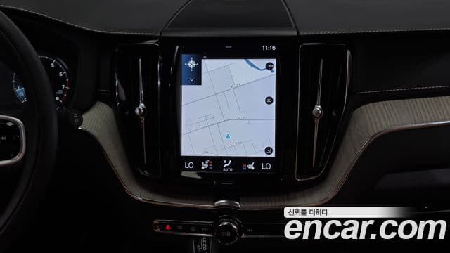 Volvo XC60 2019 — Фото 15/20