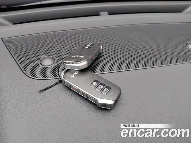 Kia Sorento 2022 — Фото 16/20