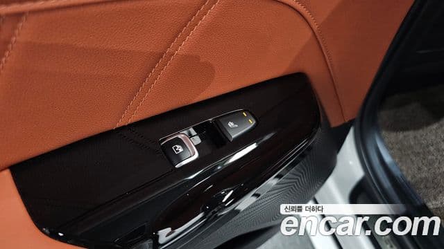 Kia K5 2025 — Photo 32/37