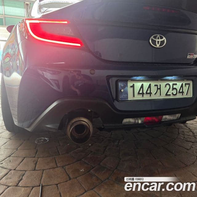 Toyota GR86 2023 — Photo 2/15