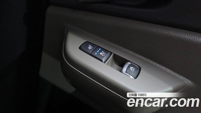 Kia Carnival 2025 — Şəkil 29/35