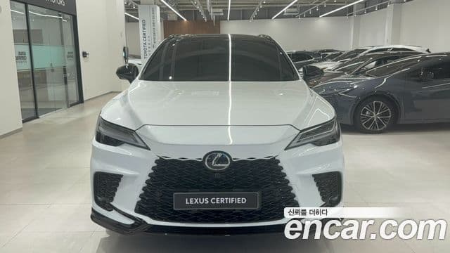 Lexus RX500h 2025 — Photo 10/14