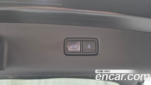 Genesis GV70 2024 — Photo 26/32