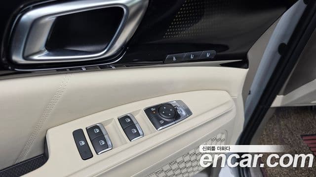Kia Carnival 2024 — Photo 9/37
