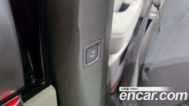 Kia Carnival 2024 — Photo 3/37