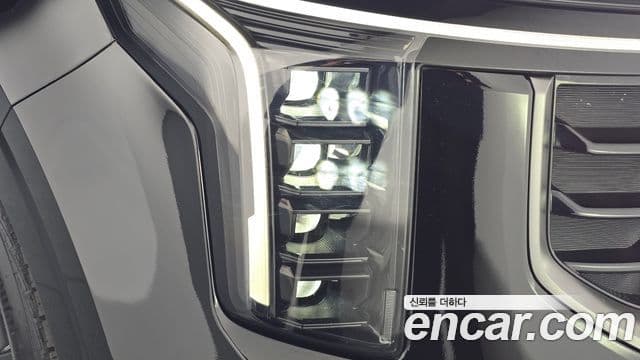 Kia Carnival 2024 — Photo 19/32